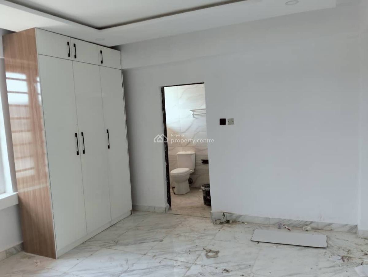 Luxury Clean 3 Bedroom Flat with Bq, Tarred Rd, By Fire Service, Central Business District, Abuja, Flat / Apartment for Rent