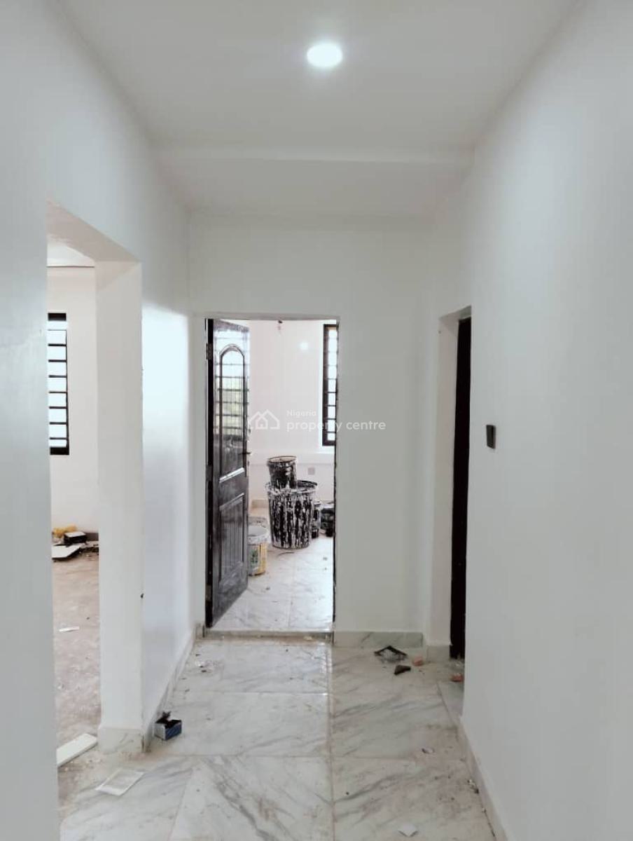 Luxury Clean 3 Bedroom Flat with Bq, Tarred Rd, By Fire Service, Central Business District, Abuja, Flat / Apartment for Rent