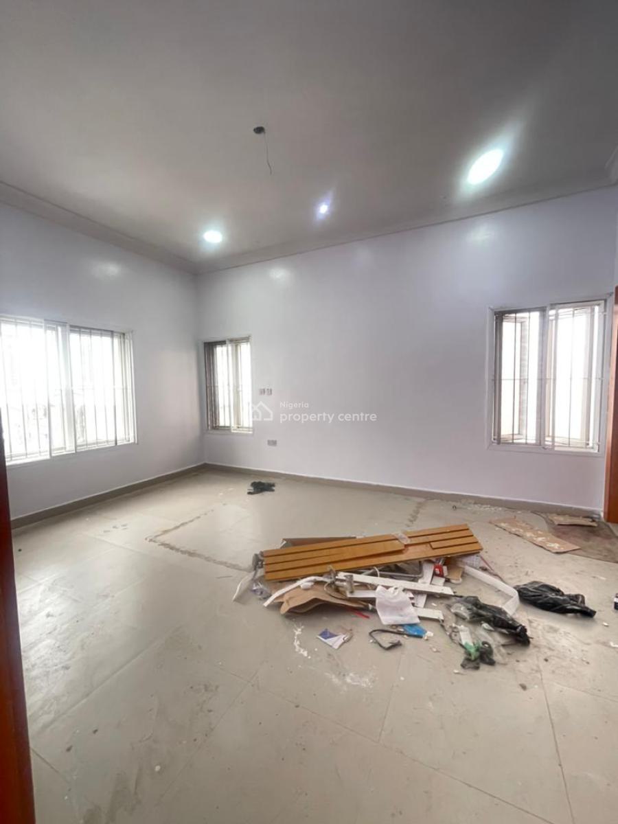 4bedroom Semi Detach House, Osapa, Lekki, Lagos, Semi-detached Duplex for Rent