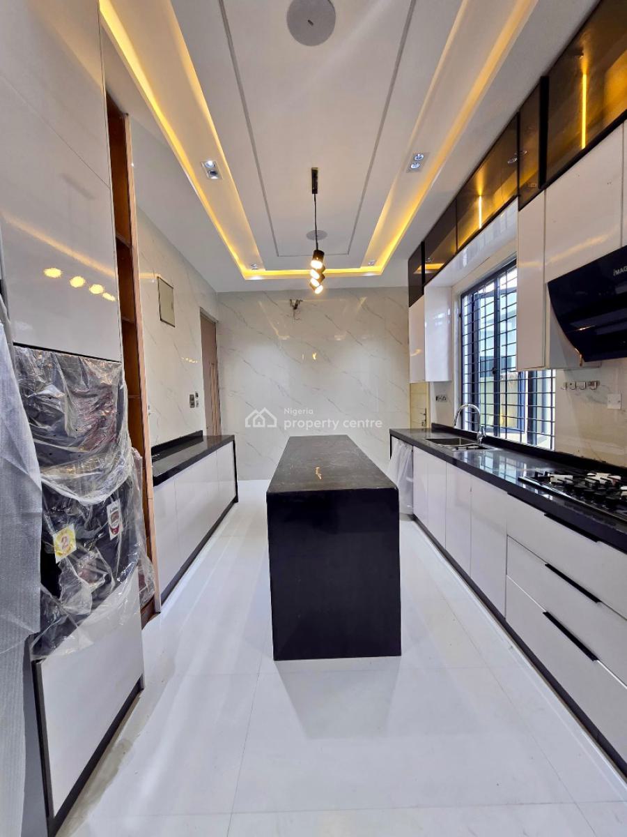 5-bedroom Fully Detached Duplex with Bq, Lekki Phase 1, Lekki, Lagos, Detached Duplex for Sale