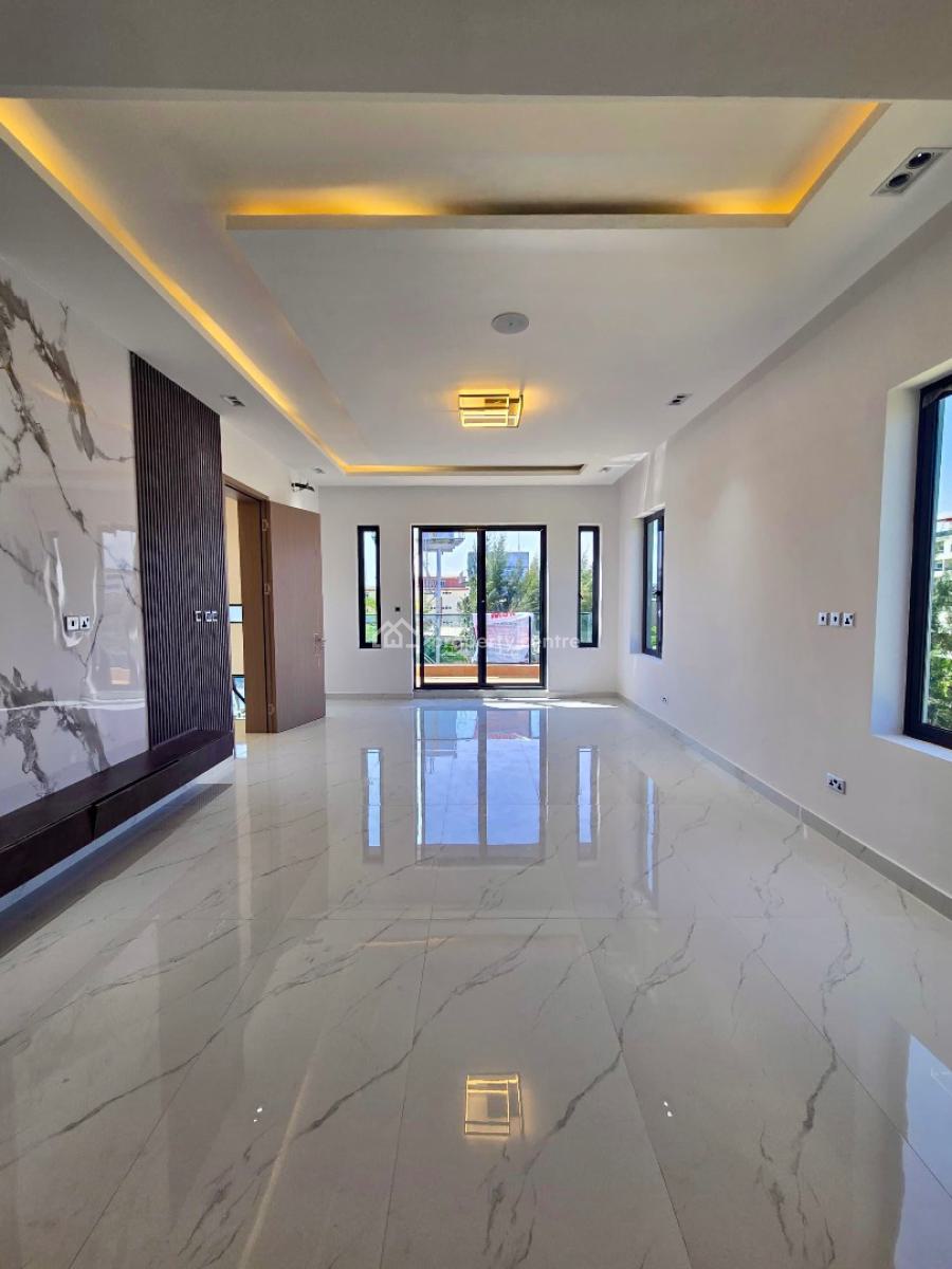 5-bedroom Fully Detached Duplex with Bq, Lekki Phase 1, Lekki, Lagos, Detached Duplex for Sale