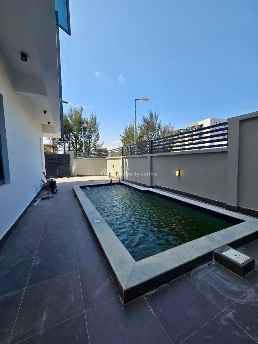 5-bedroom Fully Detached Duplex with Bq, Lekki Phase 1, Lekki, Lagos, Detached Duplex for Sale