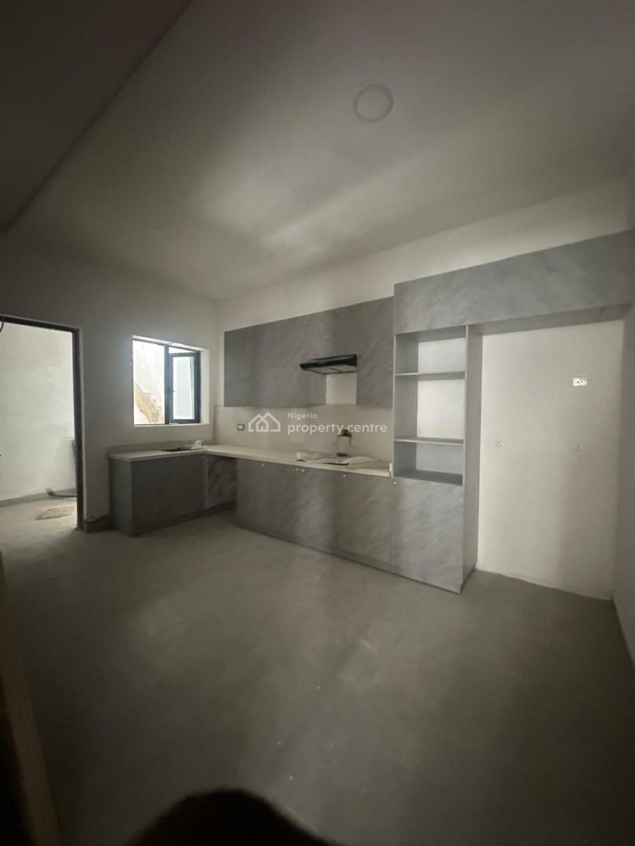 2 Bedroom with Bq, Lekki Phase 1, Lekki, Lagos, Flat / Apartment for Rent