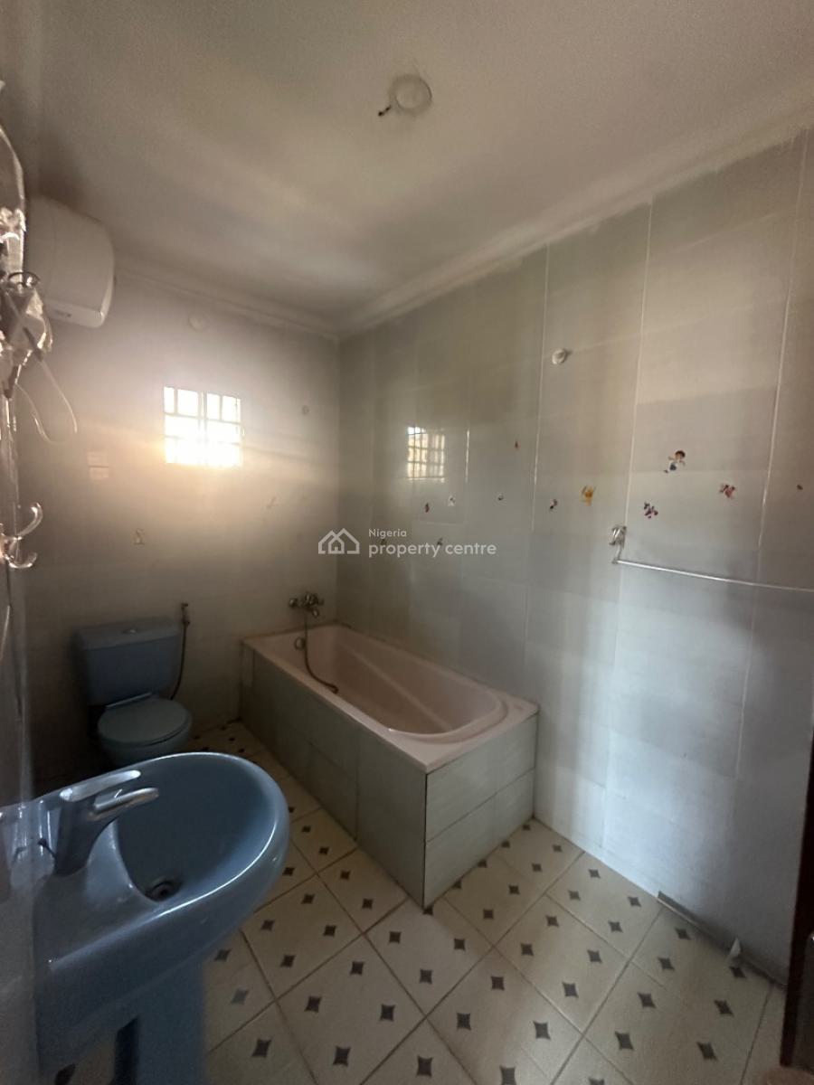 Excellent Spacious 4 Bedroom Duplex with Bq, By Copa Cubana, Lokogoma District, Abuja, Semi-detached Duplex for Rent