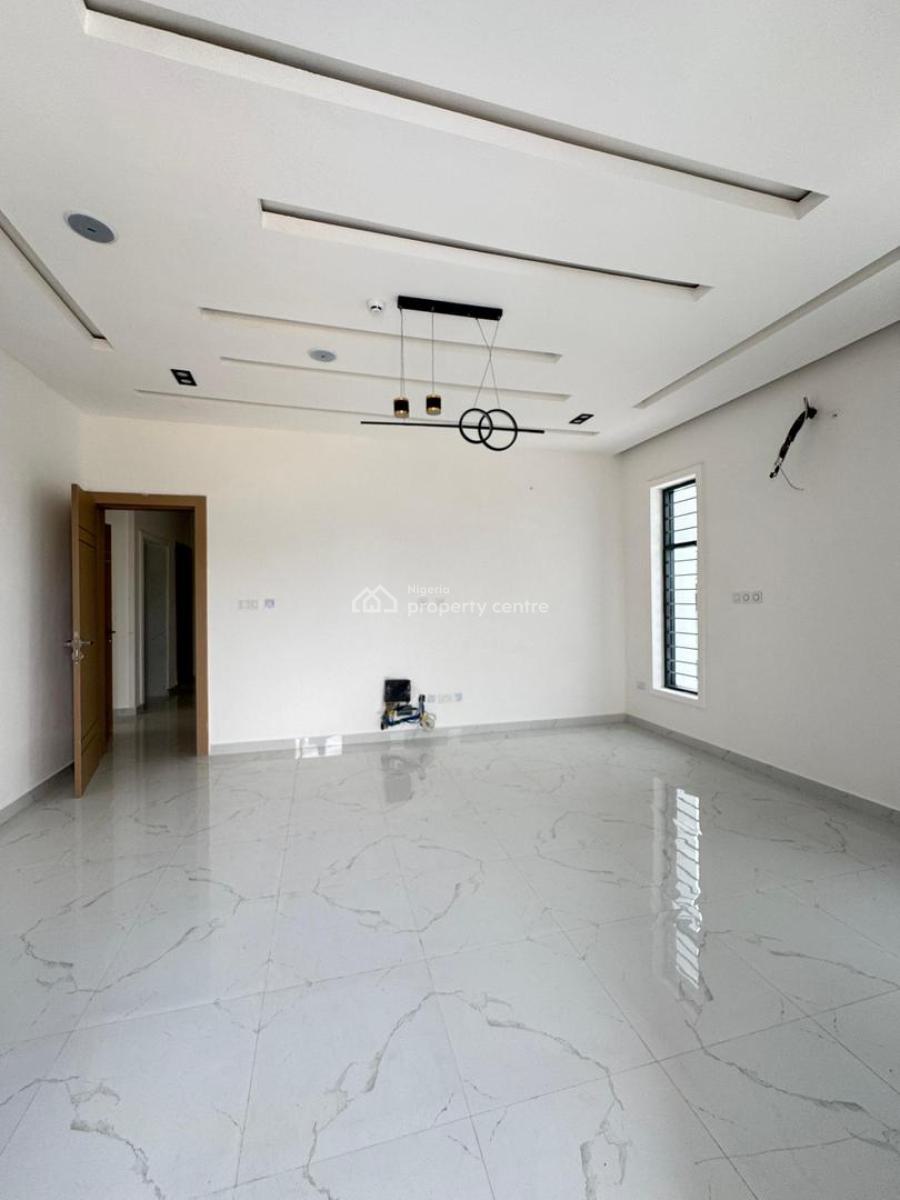 Lovely 5 Bedroom Fully Detached Duplex with Bq.  Location : Omole Phas, Omole Phase 1, Ikeja, Lagos, Detached Duplex for Sale