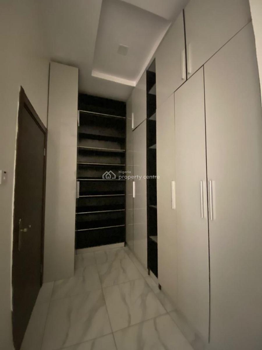 Now Available to-let Four Bedroom Terrace, Ikota, Ikota, Lekki, Lagos, Terraced Duplex for Rent