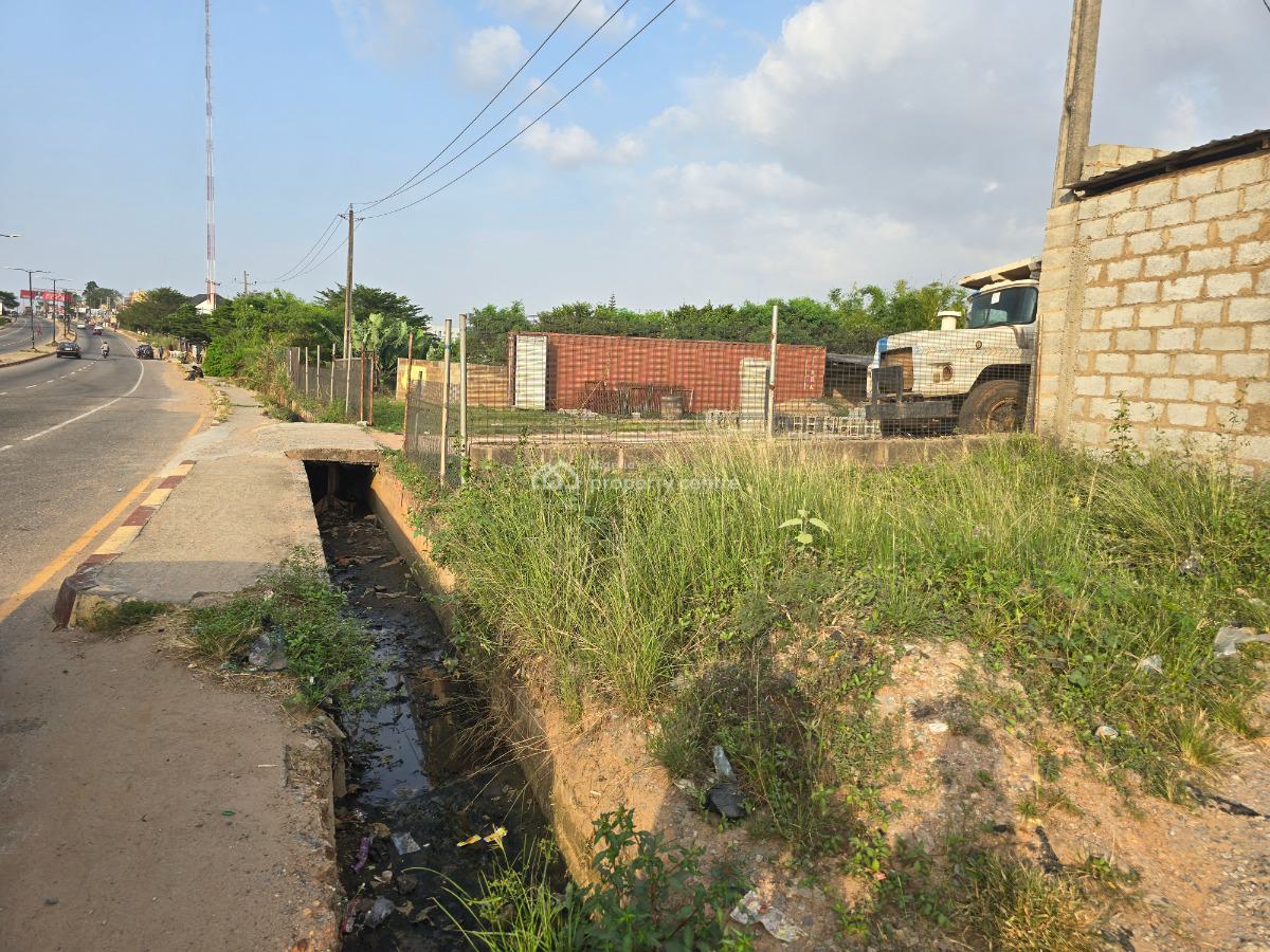 Commercial Land Measuring 4000sqm of Land, Beside Yinka Ayefele Music House, Challenge, Ibadan, Oyo, Commercial Land for Sale