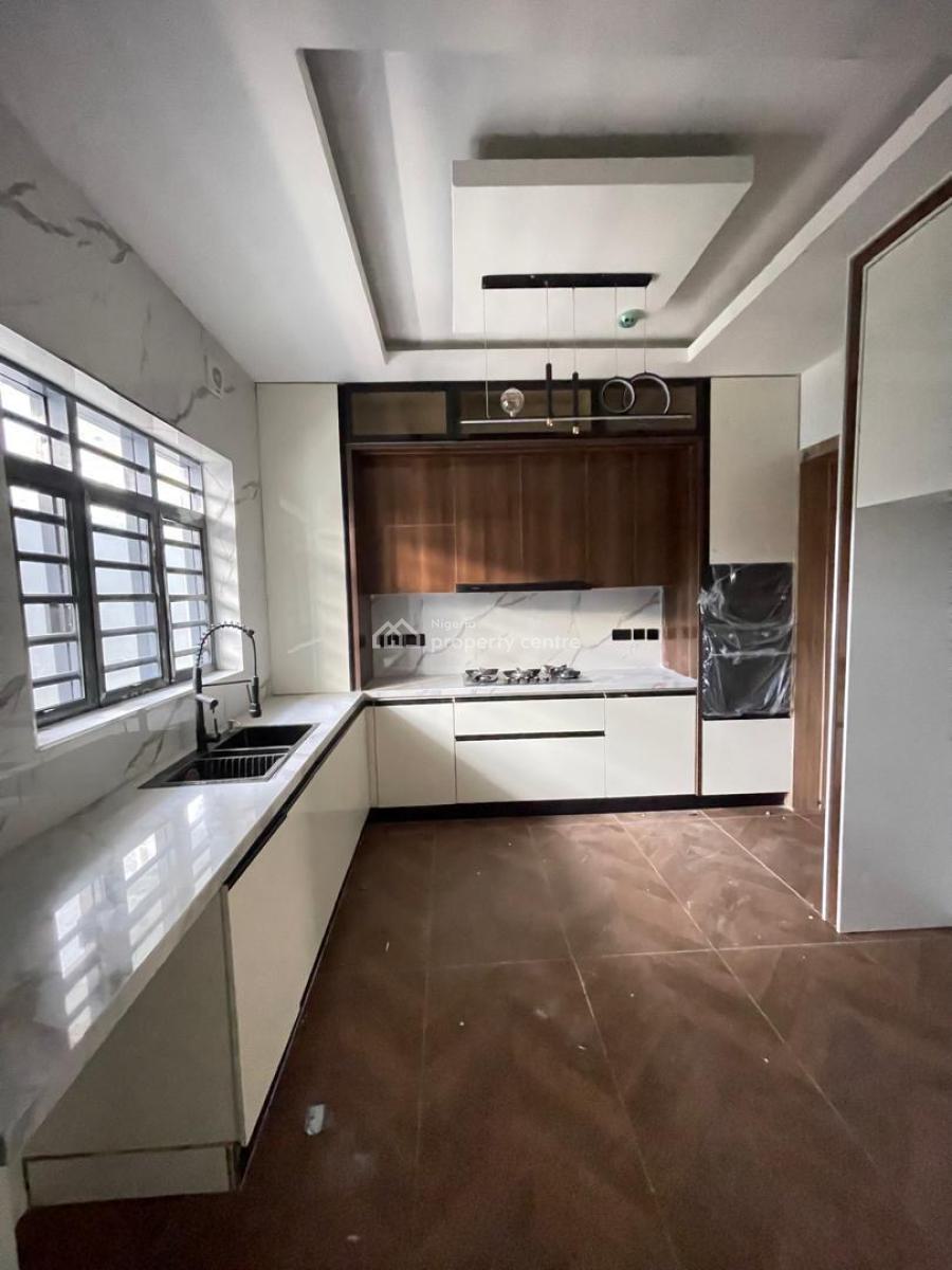 4 Bedroom Terrace Duplex with Bq, Lekki Phase 1, Lekki, Lagos, House for Sale