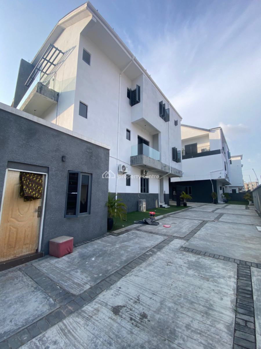Distress Alert Huge Luxury 3 Bedroom Terrace Duplex with Bq, By Nicon Town, Ikate, Lekki, Lagos, Terraced Duplex for Sale