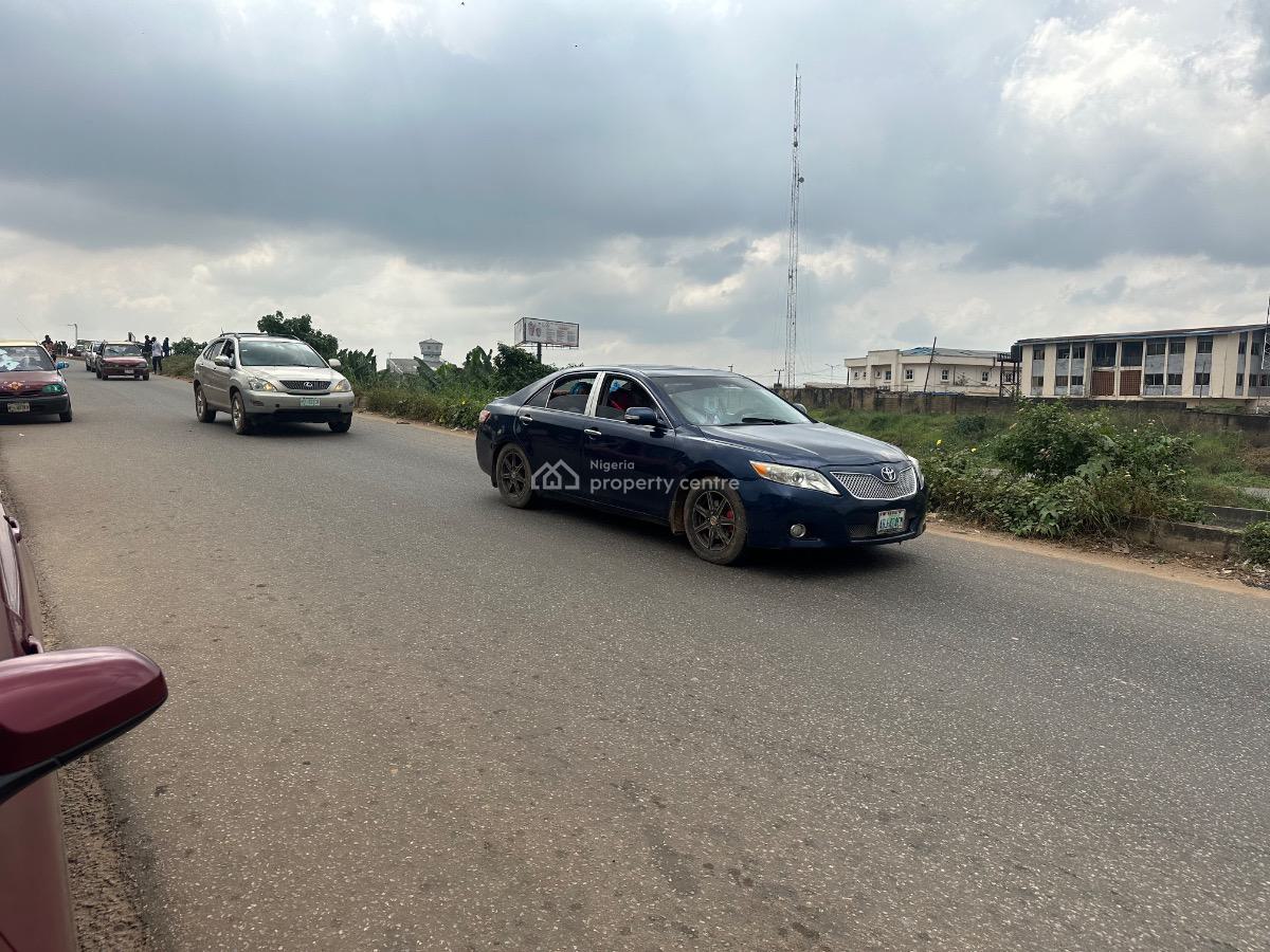 Commercial Land Measuring 1850sqm, Ojoo Expressway, Ibadan, Oyo, Commercial Land for Sale