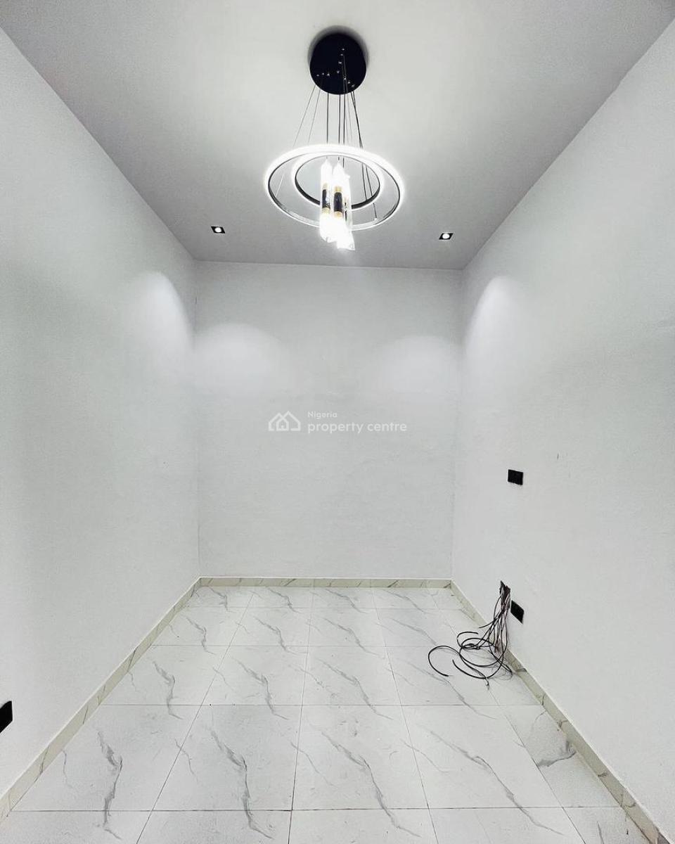 4bedroom Terrace, Ikota Villa, Lekki, Lagos, Terraced Duplex for Sale