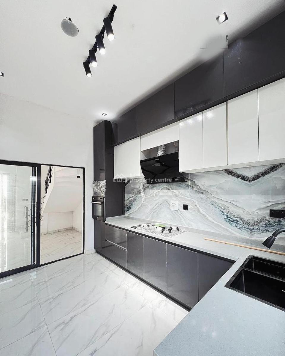 4bedroom Terrace, Ikota Villa, Lekki, Lagos, Terraced Duplex for Sale