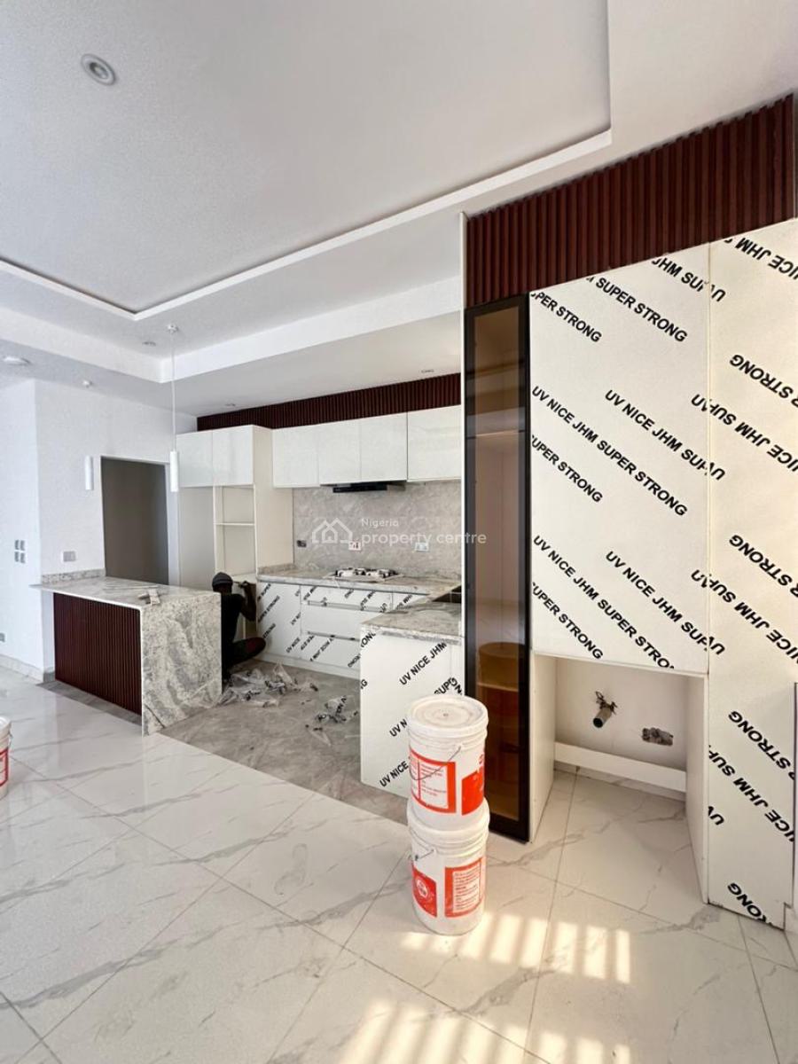 Contemporary 3 Bedroom Apartment Suitable for Investment, Lekki Phase 1, Lekki, Lagos, Flat / Apartment for Sale