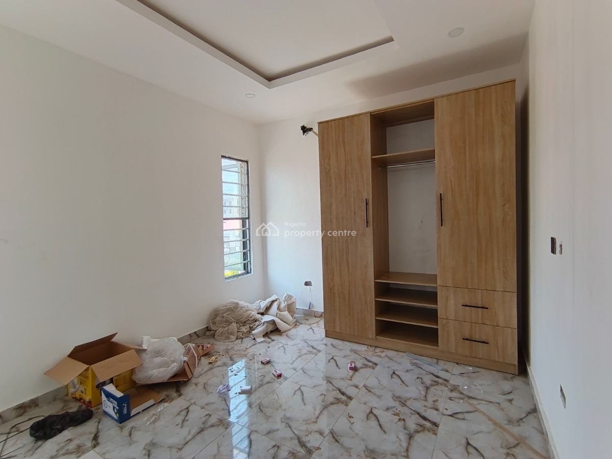 a 2 Bedroom Flat, Ologolo, Lekki, Lagos, Block of Flats for Sale