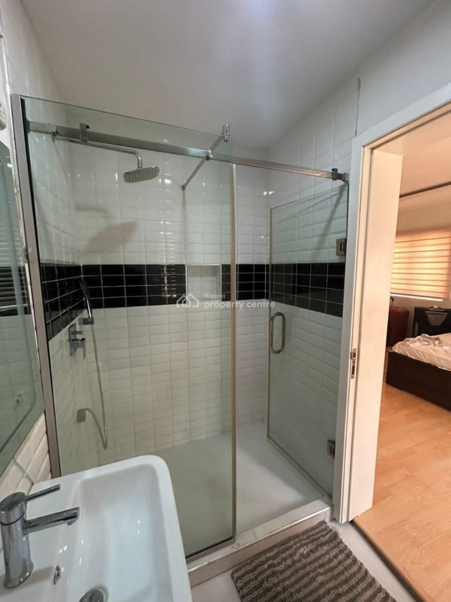 Well Maintained 4-bedroom Maisonette, Platinum Way Lekki, Lekki, Lagos, Flat / Apartment for Sale