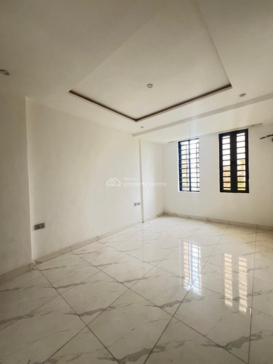 Beautiful 2 Bedroom Apartment with Elevator, Lekki Phase 1, Lekki, Lagos, Flat / Apartment for Sale