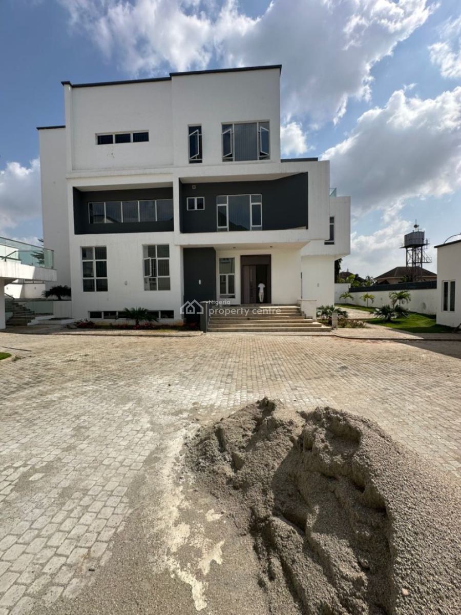 6 Bedroom Fully Detached Mansion.  Ante Room. 4 Living Room.  a Study, Asokoro, Asokoro District, Abuja, Detached Duplex for Rent