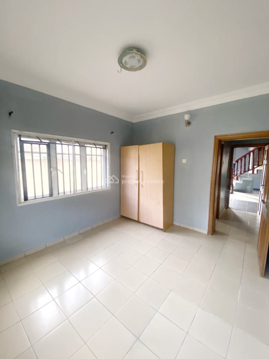 a Well Maintained Spacious 4 Bedroom Detached Duplex, Omole Phase 2, Ikeja, Lagos, Detached Duplex for Rent