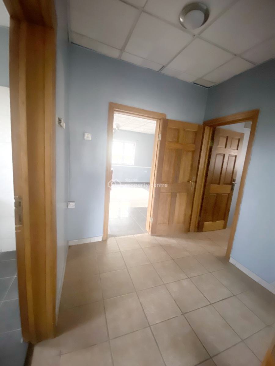 a Well Maintained Spacious 4 Bedroom Detached Duplex, Omole Phase 2, Ikeja, Lagos, Detached Duplex for Rent