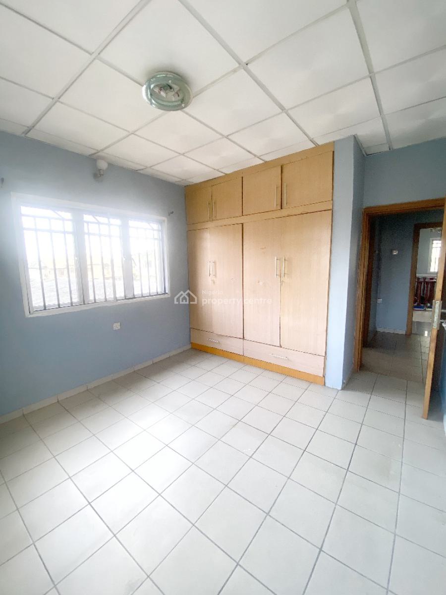 a Well Maintained Spacious 4 Bedroom Detached Duplex, Omole Phase 2, Ikeja, Lagos, Detached Duplex for Rent