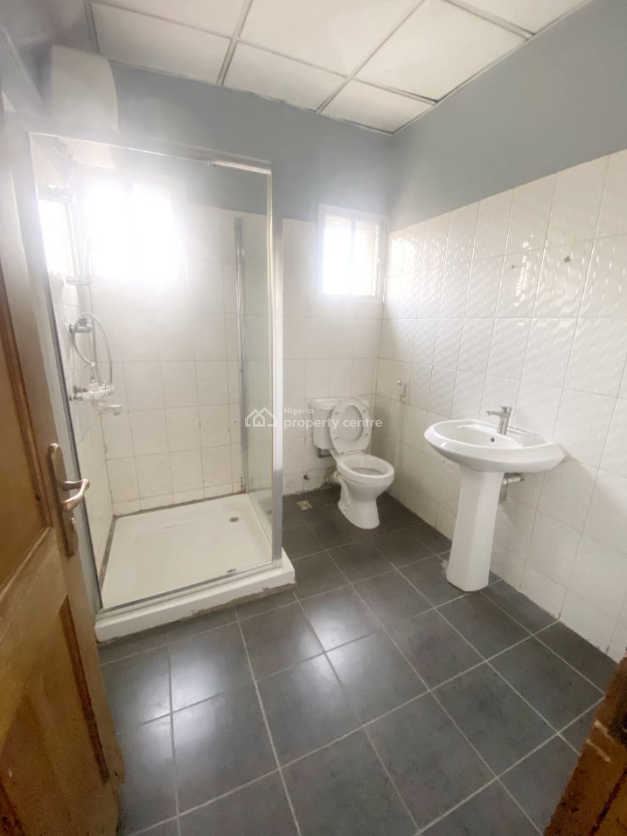 a Well Maintained Spacious 4 Bedroom Detached Duplex, Omole Phase 2, Ikeja, Lagos, Detached Duplex for Rent