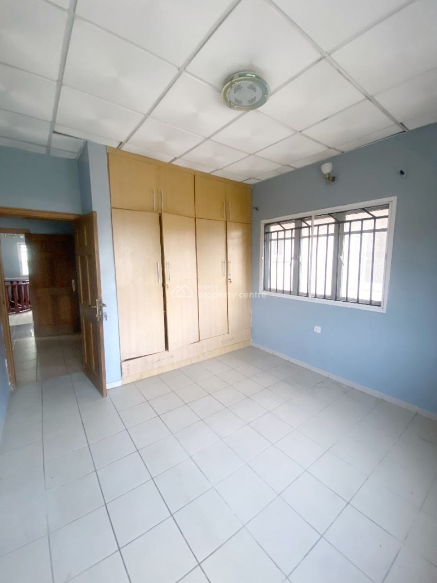 a Well Maintained Spacious 4 Bedroom Detached Duplex, Omole Phase 2, Ikeja, Lagos, Detached Duplex for Rent