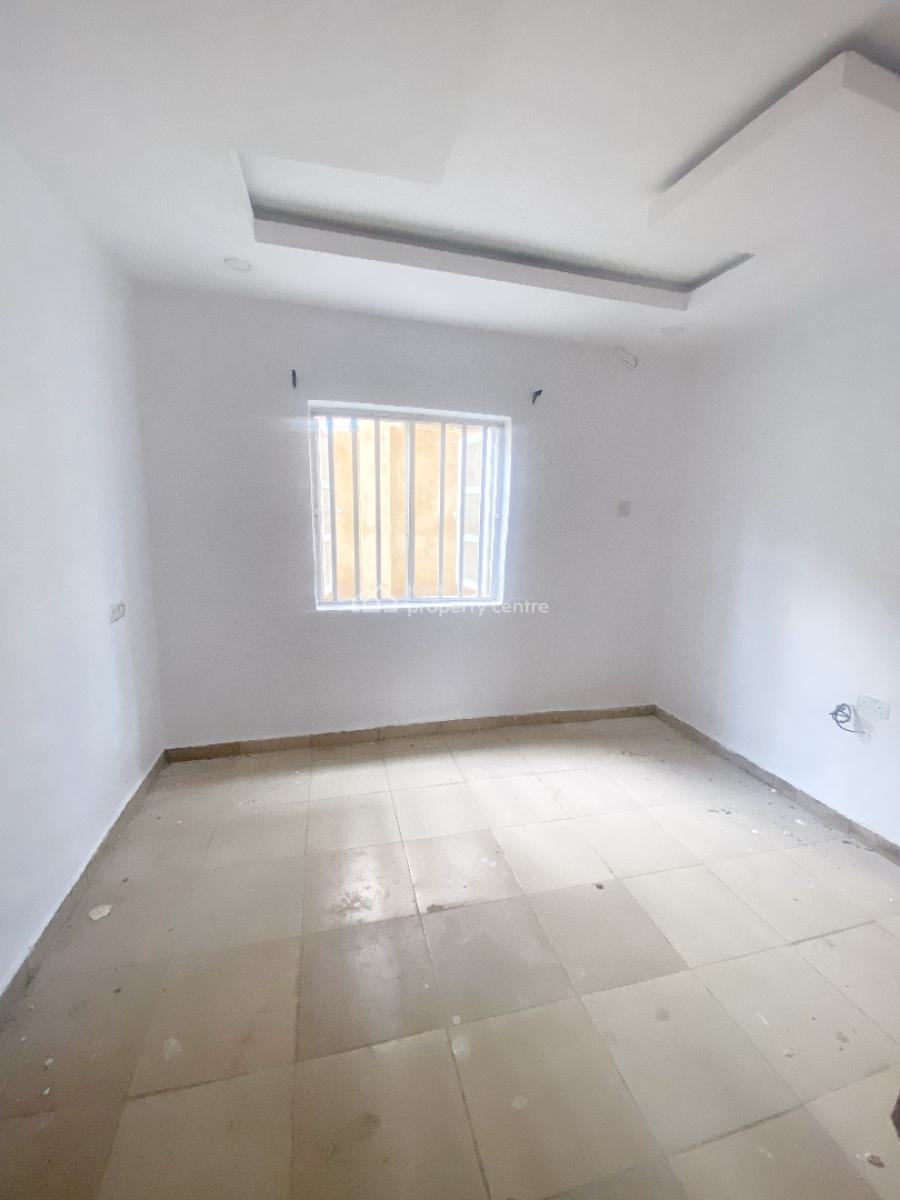 a Well Renovated Spacious 2 Bedroom Flat, Olowora, Omole Phase 2, Ikeja, Lagos, Flat / Apartment for Rent