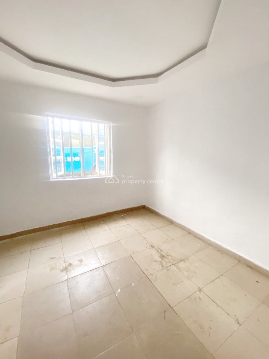 a Well Renovated Spacious 2 Bedroom Flat, Olowora, Omole Phase 2, Ikeja, Lagos, Flat / Apartment for Rent