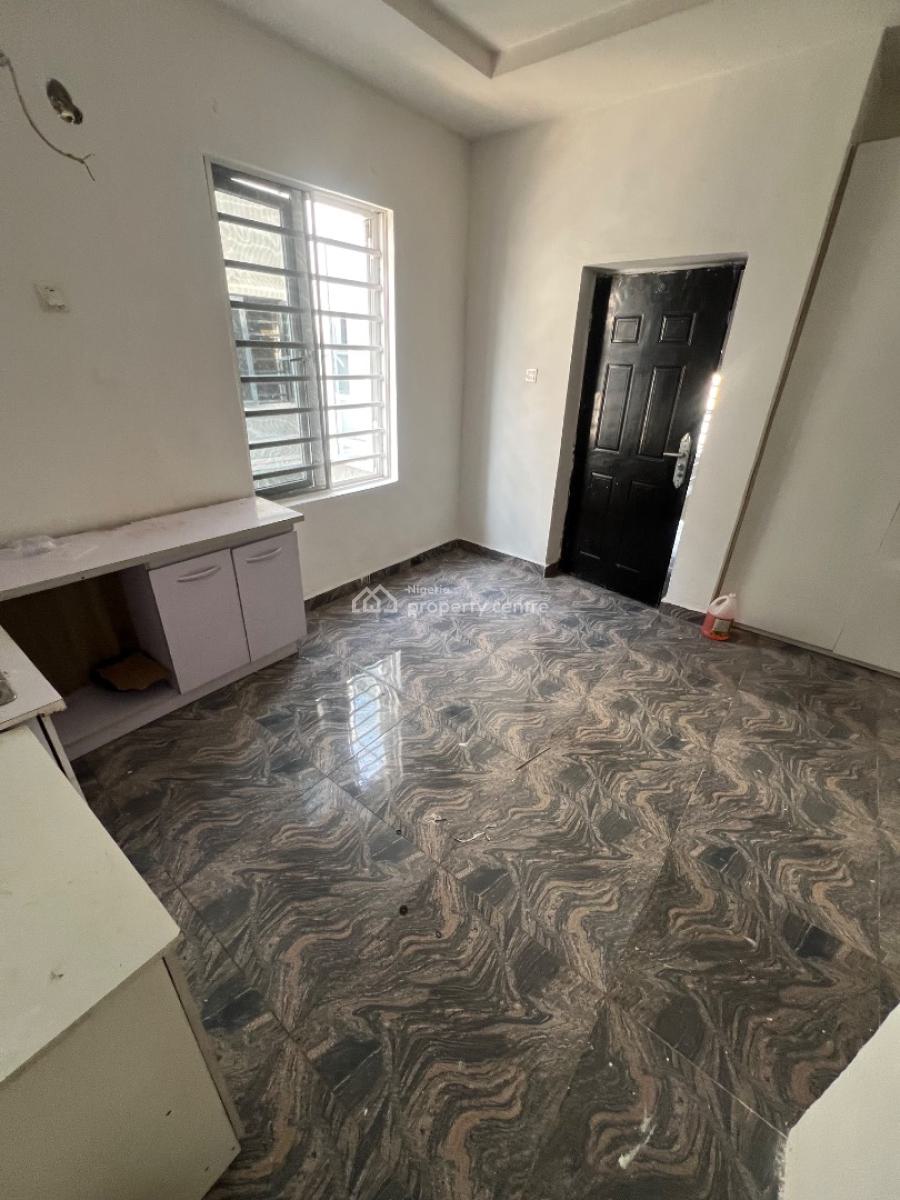 Spacious Miniflat in a Very Secure Court Inside Osapa London Estate, Osapa London Estate, Osapa, Lekki, Lagos, Mini Flat (room and Parlour) for Rent