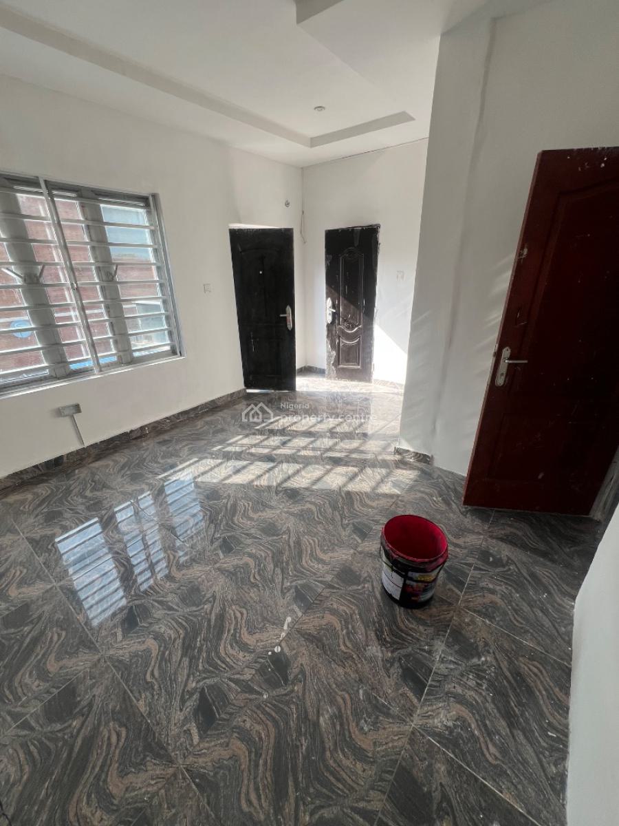 Spacious Miniflat in a Very Secure Court Inside Osapa London Estate, Osapa London Estate, Osapa, Lekki, Lagos, Mini Flat (room and Parlour) for Rent