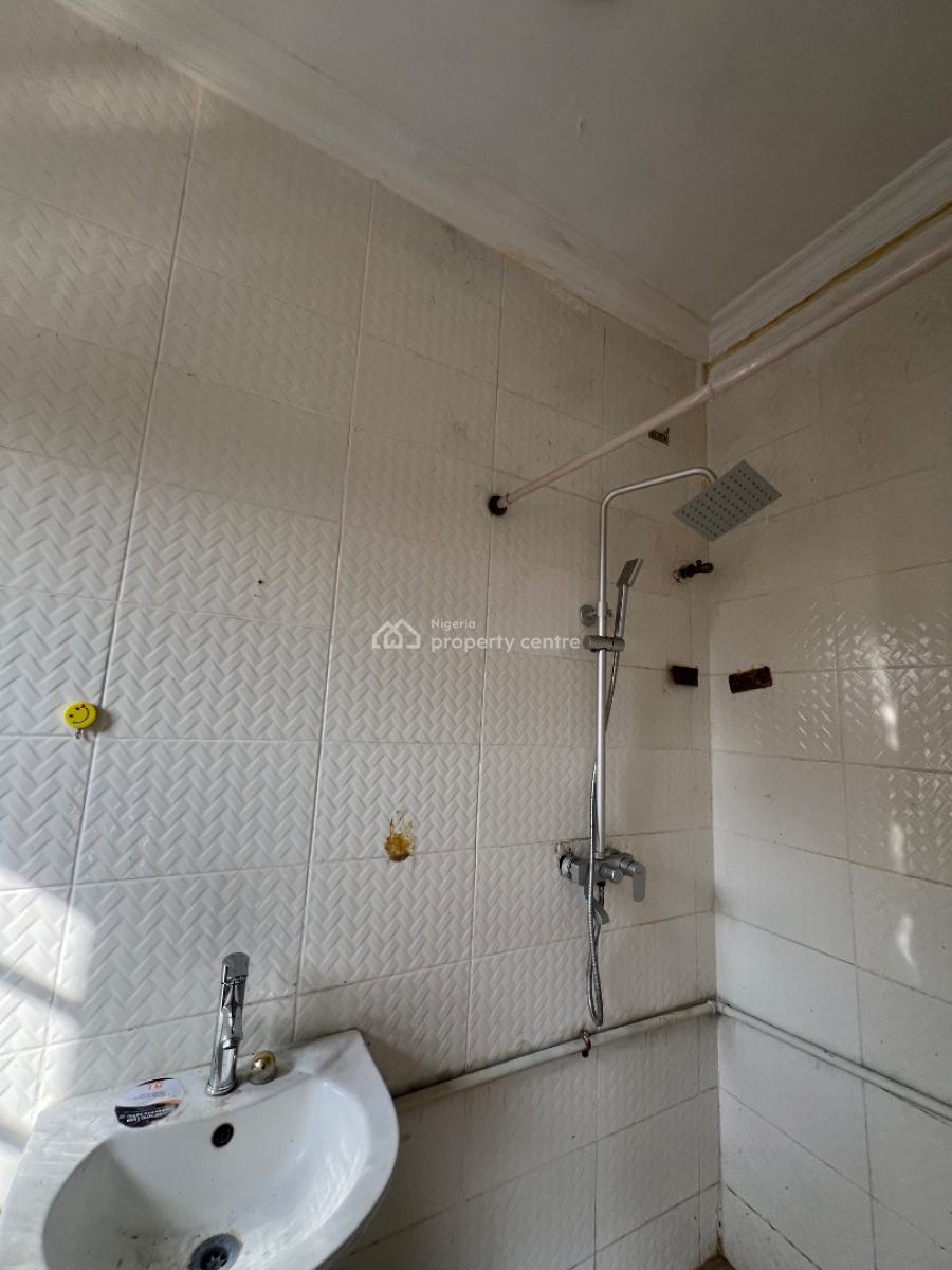 Spacious Miniflat in a Very Secure Court Inside Osapa London Estate, Osapa London Estate, Osapa, Lekki, Lagos, Mini Flat (room and Parlour) for Rent