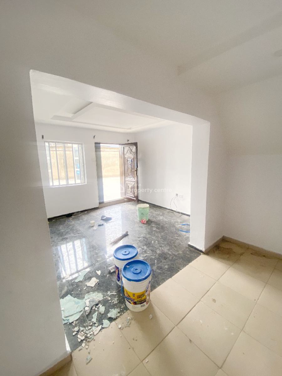 Luxury Renovated 2 Bedroom Flat, Olowora, Omole Phase 2, Ikeja, Lagos, Flat / Apartment for Rent