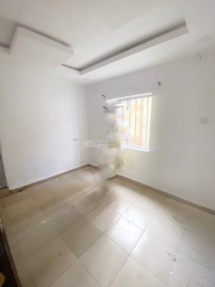 Luxury Renovated 2 Bedroom Flat, Olowora, Omole Phase 2, Ikeja, Lagos, Flat / Apartment for Rent