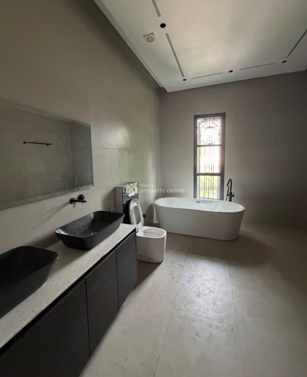 Breathtaking 7 Bedrooms Maisonette., Maitama District, Abuja, Detached Duplex for Sale