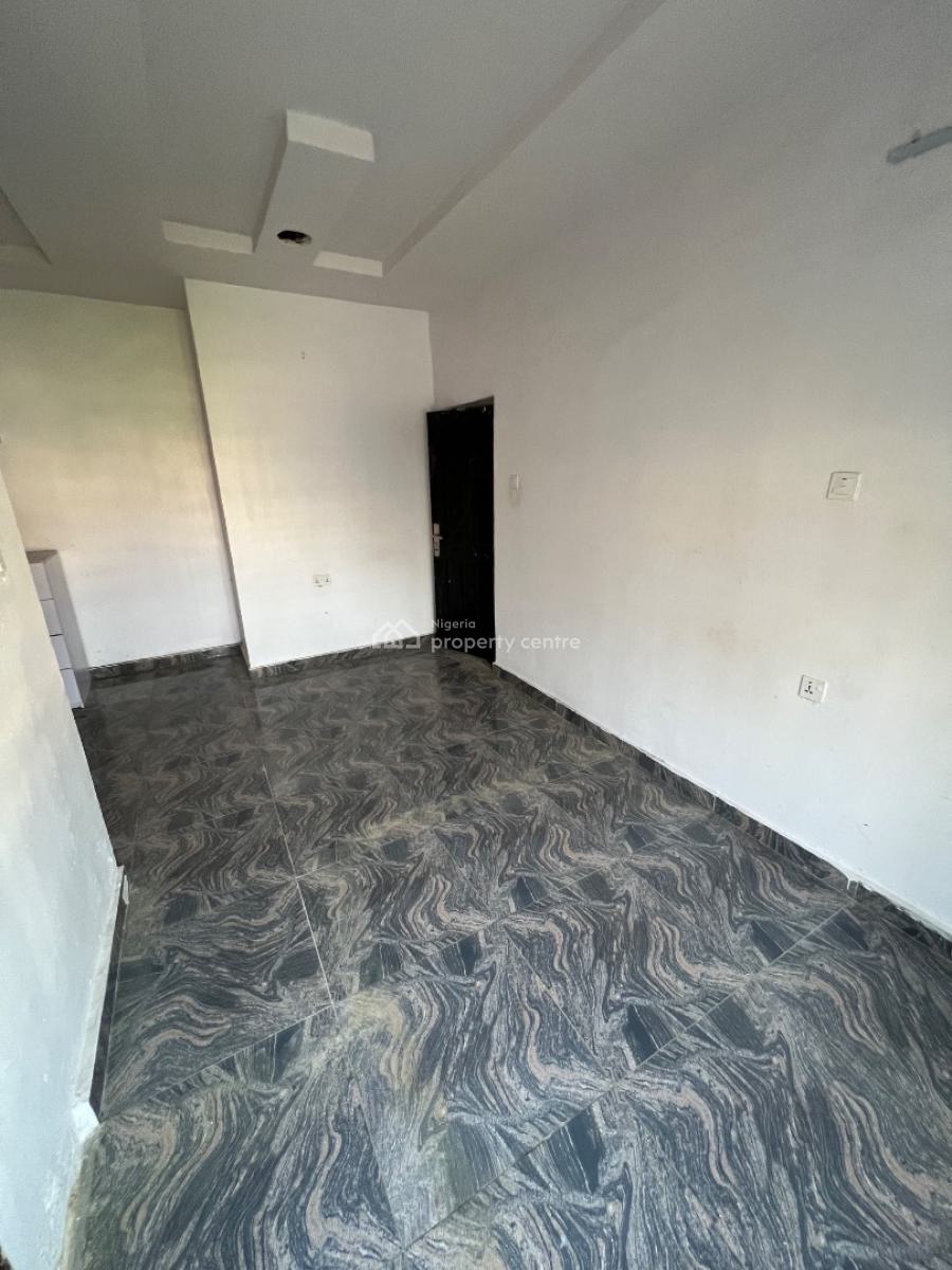 Spacious Studio Apartment in a Very Secure Court Inside Osapa London, Osapa London Estate, Osapa, Lekki, Lagos, Self Contain (single Rooms) for Rent