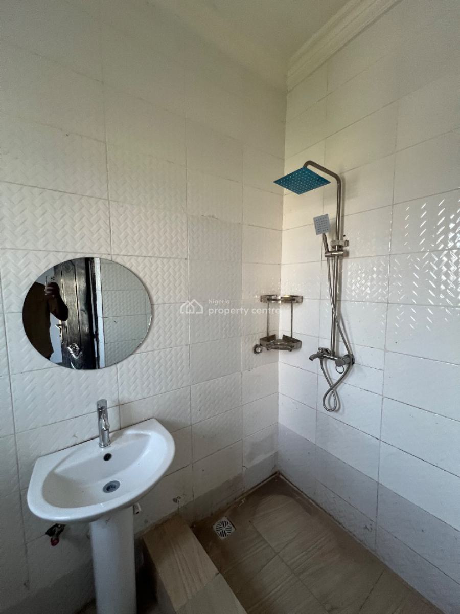 Spacious Studio Apartment in a Very Secure Court Inside Osapa London, Osapa London Estate, Osapa, Lekki, Lagos, Self Contain (single Rooms) for Rent