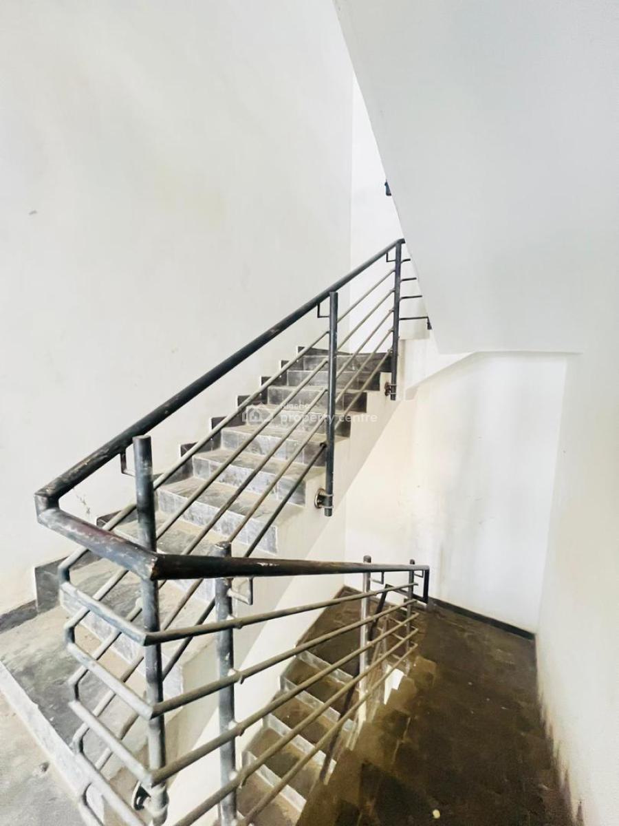 Eye Catchy Built 3 Bedroom Apartment in an Haven Location., Gra, Ikeja, Lagos, Flat / Apartment for Sale