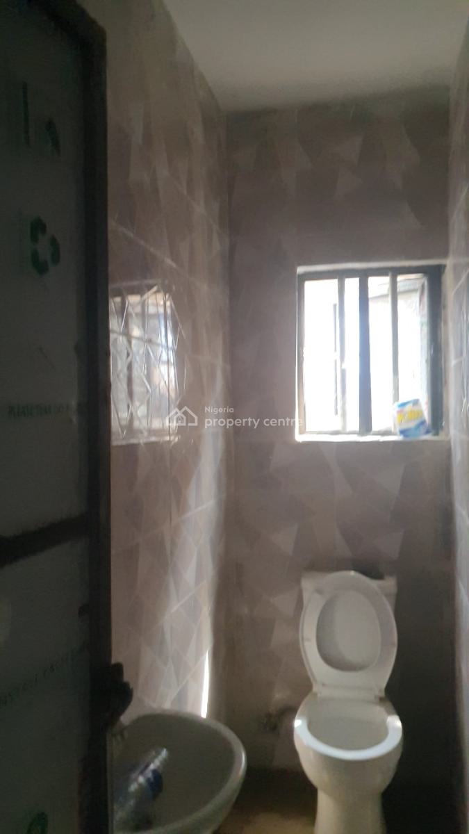 Newly Built Virgin 1 Bedroom, Piwoyi, Behind Shoprite, Airport Road, Lugbe, Lugbe District, Abuja, Flat / Apartment for Rent