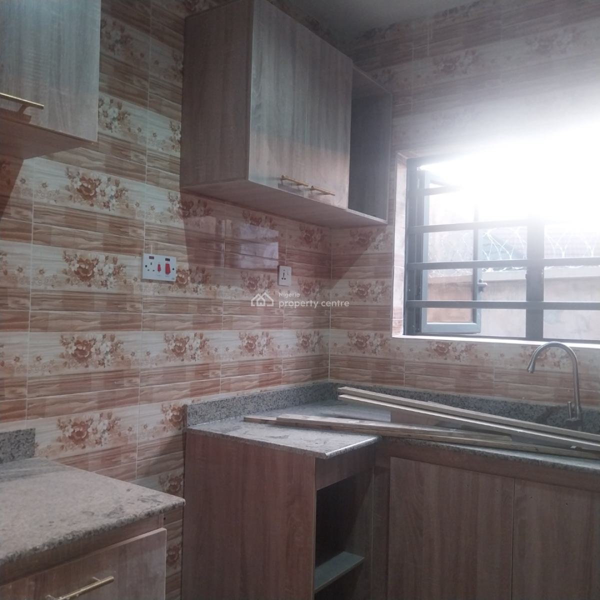 Decent 2bedroom.flat with Constant Light at Close  Cele B/stop, Private Estate in Magboto, Magboro, Ogun, Flat / Apartment for Rent