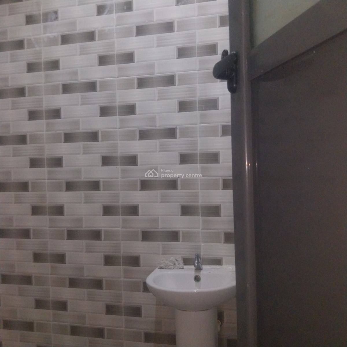 Decent 2bedroom.flat with Constant Light at Close  Cele B/stop, Private Estate in Magboto, Magboro, Ogun, Flat / Apartment for Rent