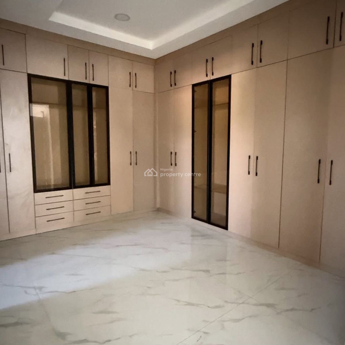 7 Bedroom Fully Detached Mansion, Asokoro District, Abuja, House for Sale