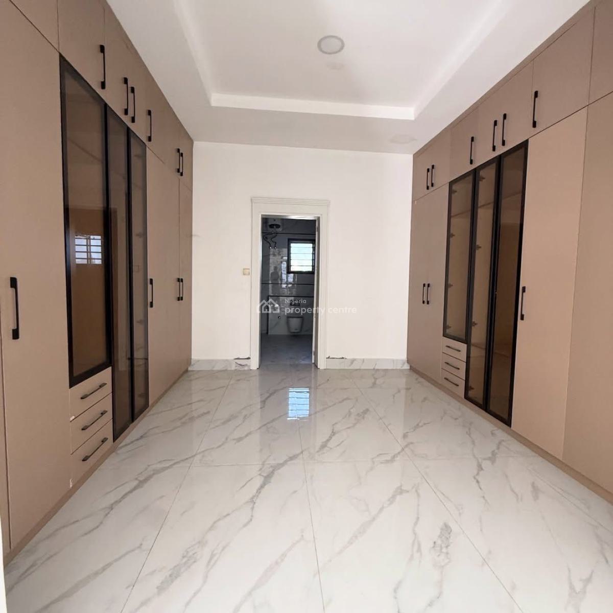 7 Bedroom Fully Detached Mansion, Asokoro District, Abuja, House for Sale