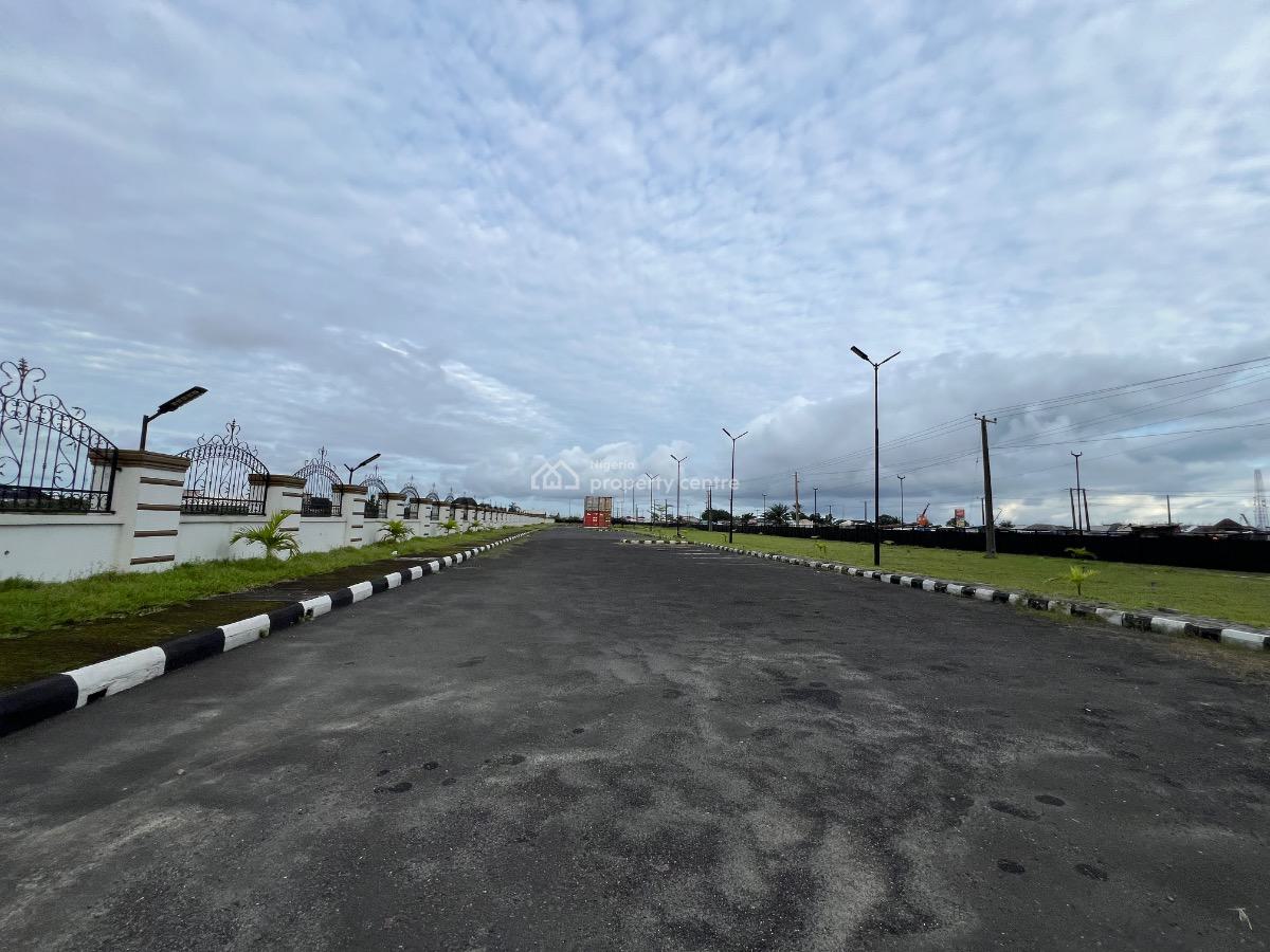 Commercial Property Along The Lekki Epe Expressway with a Payment Plan, C of O Commercial Land Suitable for Malls, Plazas ,hospital, Banks,etc, Ibeju Lekki, Lagos, Commercial Land for Sale