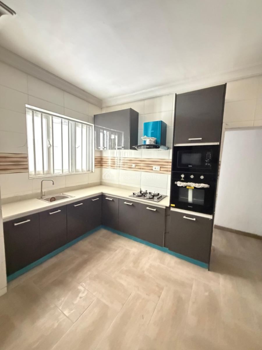 Spacious 3bedroom Flat with Bq, Idado Estate, Lekki, Lagos, Flat / Apartment for Sale