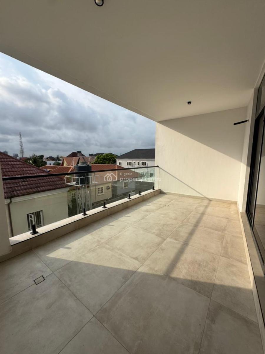 Gigantic 5 Bedroom Fully Detached Duplex with, Spacious Ensuite Rooms, Lekki Phase 1, Lekki, Lagos, Detached Duplex for Sale