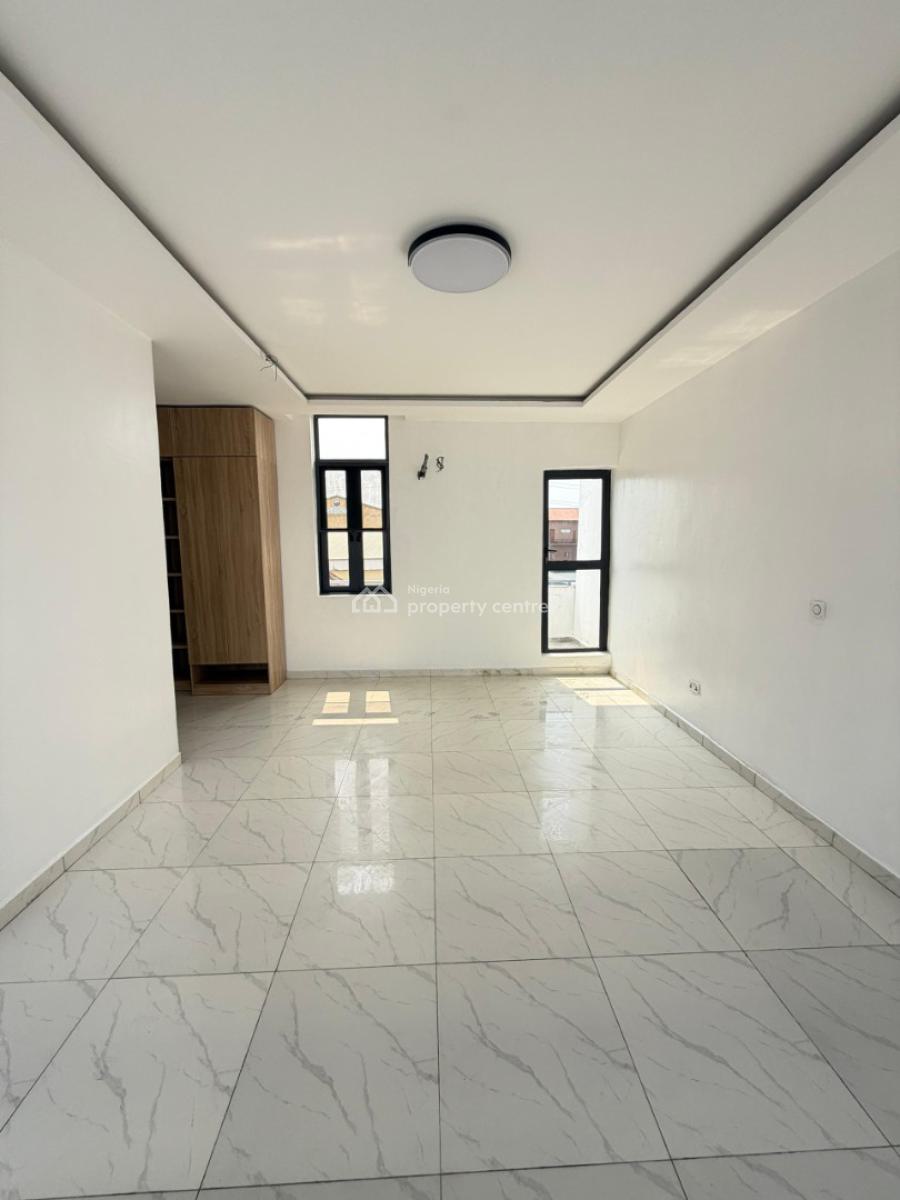 Spacious 3bedroom Masonette with a Room Bq, Idado Estate, Lekki, Lagos, Flat / Apartment for Rent