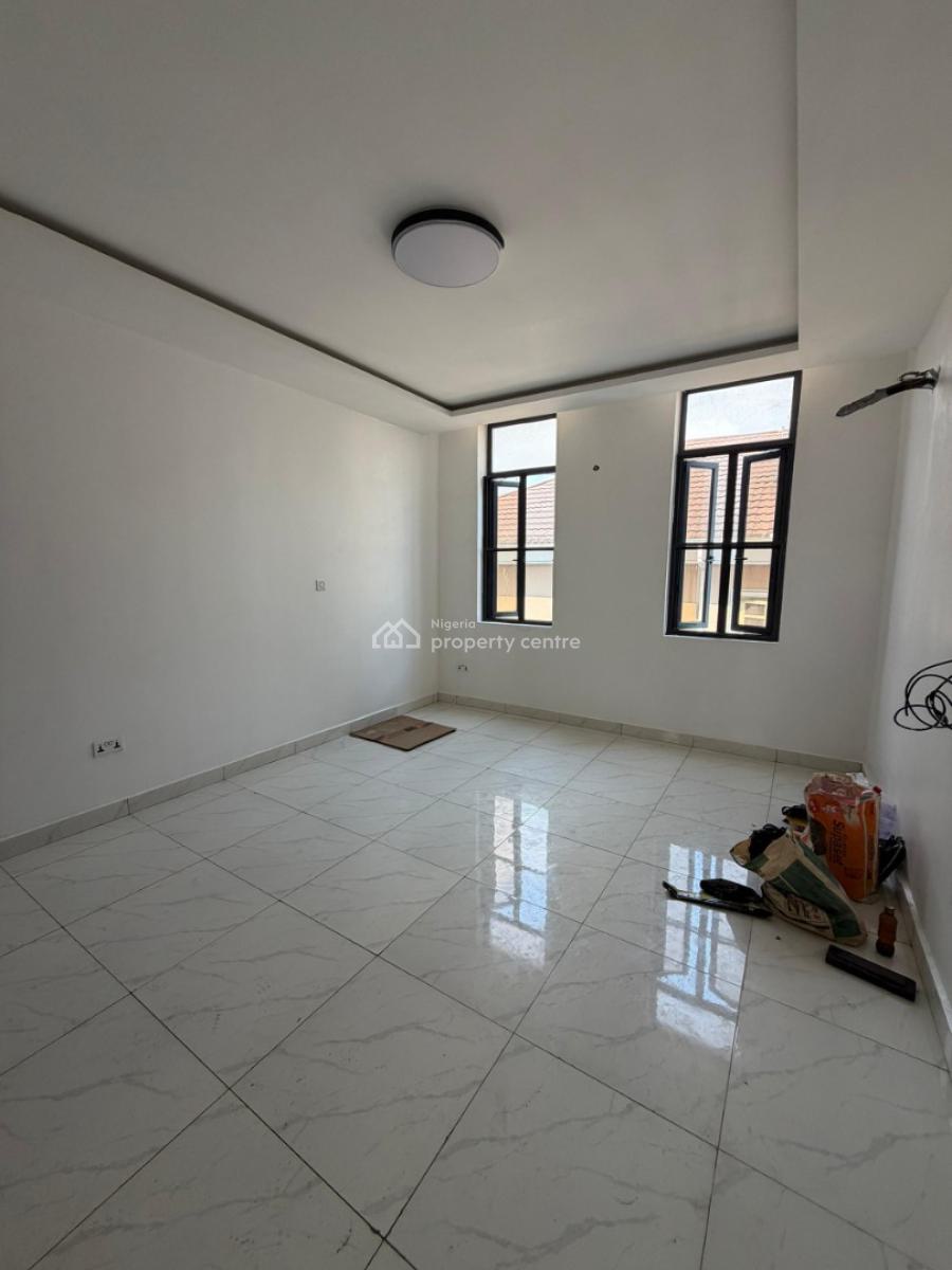 Spacious 3bedroom Masonette with a Room Bq, Idado Estate, Lekki, Lagos, Flat / Apartment for Rent