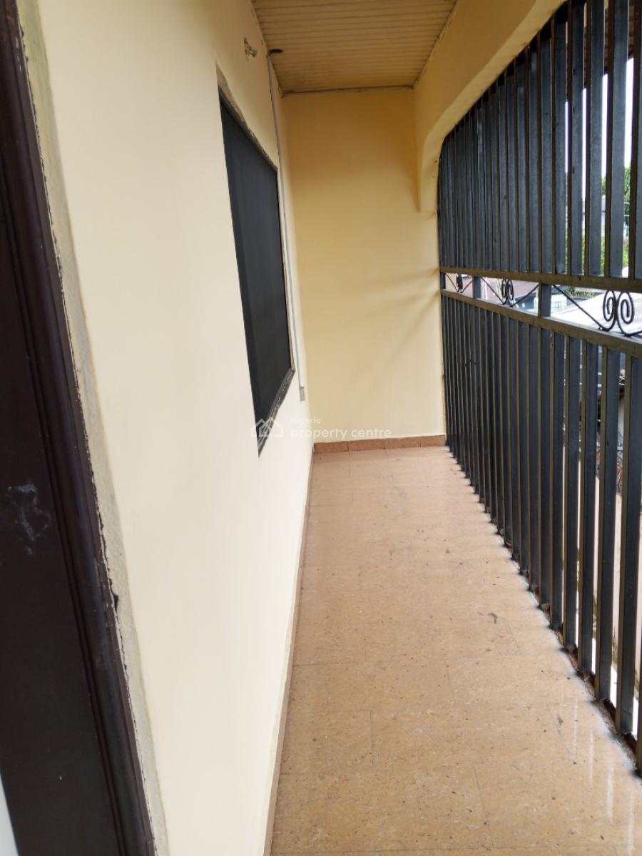 3 Bedroom Flat with Standard Facilities, Off Okporo Road, Rumuodara, Port Harcourt, Rivers, Flat / Apartment for Rent
