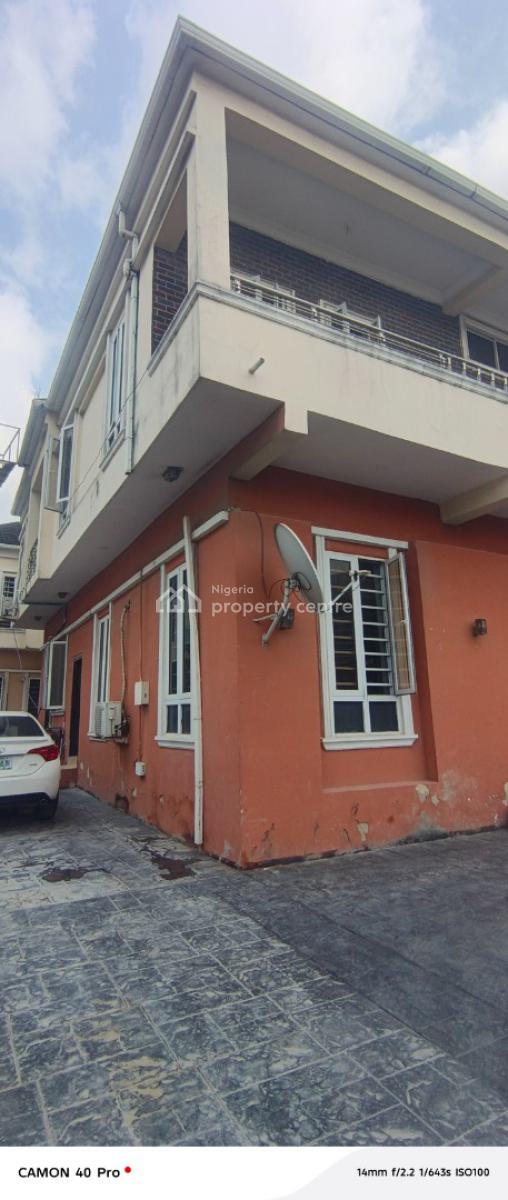 Very Big Master Bedroom in Ikota, Before Gra Gate, Road 32, Ikota, Lekki, Lagos, Self Contain (single Rooms) for Rent