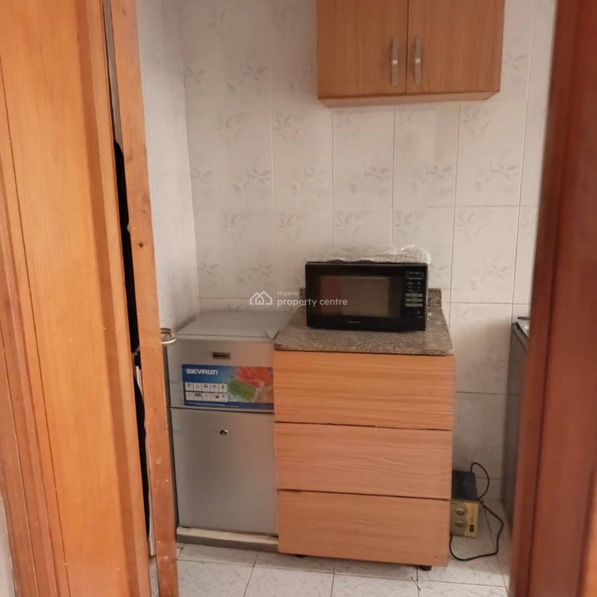 Luxury 1 Bedroom Apartment with Excellent Facilities, Sangotendo, Ajah, Lagos, Flat / Apartment Short Let